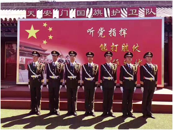 拥军爱国，实业兴邦——tcl商用云拼接入驻天安门国旗护卫队荣誉室